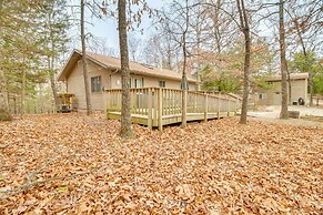 Serene Yellville Retreat w/ Hot Tub on 85 Acres