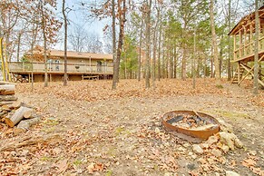 Serene Yellville Retreat w/ Hot Tub on 85 Acres