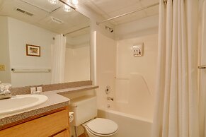 < 1 Mi to Camelback Resort: Home w/ Pool Table!