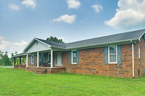 Tullahoma Vacation Rental < 8 Mi to Lynchburg!