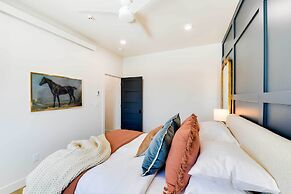 The Lofts on 89 Condo - 5 Miles to Salt River!