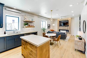 The Lofts on 89 Condo - 5 Miles to Salt River!