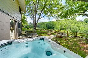 North Carolina Vacation Rental w/ Hot Tub