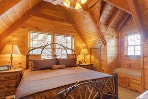 Decks & Epic Views: Lakefront Langley Retreat!