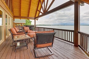 Decks & Epic Views: Lakefront Langley Retreat!