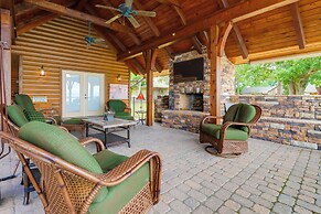 Decks & Epic Views: Lakefront Langley Retreat!