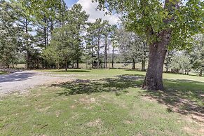 Rural Melbourne House With Deck!