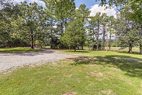Rural Melbourne House With Deck!
