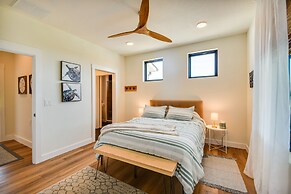 Stunning Chesapeake Bay Farmhouse w/ Dock & Kayaks