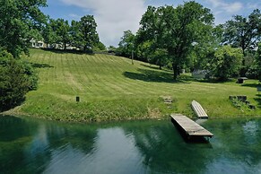 'the Windmill House' w/ Pond: 9 Mi to Dayton!