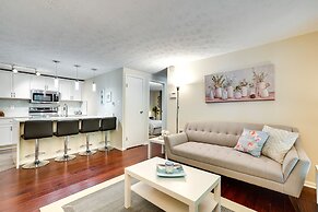 Quiet Columbia Condo Near Parks & Pool!