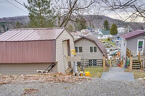 Lime Lake Cottage w/ Lakefront Deck & Dock!