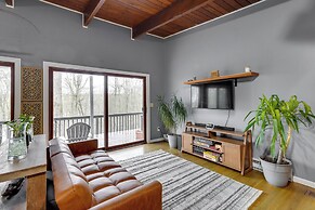 'alpine House' Modern Delevan Cabin on 2 Acres