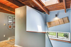 'alpine House' Modern Delevan Cabin on 2 Acres