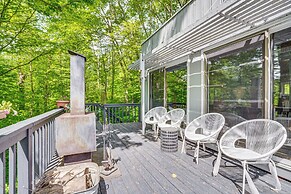 'alpine House' Modern Delevan Cabin on 2 Acres