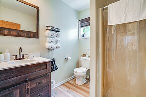 'alpine House' Modern Delevan Cabin on 2 Acres