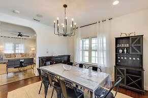 Spacious Wills Point Retreat w/ Pool & Pond!