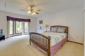 Lakefront Shelby Twp Getaway w/ Swim Pond!