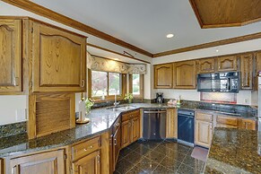 Lakefront Shelby Twp Getaway w/ Swim Pond!