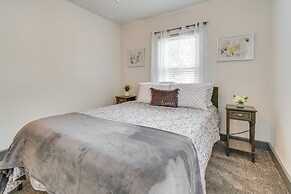 Charming Springfield Home: 2 Mi to Downtown