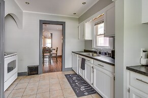 Charming Springfield Home: 2 Mi to Downtown