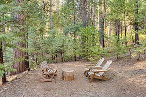 Hike, Ski & Unwind: Cabin w/ Hot Tub in Pioneer!