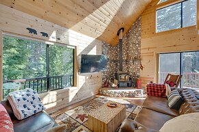 Hike, Ski & Unwind: Cabin w/ Hot Tub in Pioneer!