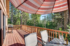Hike, Ski & Unwind: Cabin w/ Hot Tub in Pioneer!