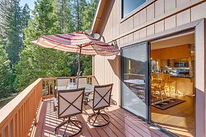 Hike, Ski & Unwind: Cabin w/ Hot Tub in Pioneer!