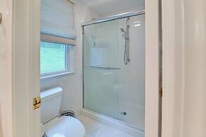 Lakefront Canandaigua Home w/ Dock & Kayak!