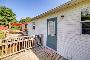 Near Blue Ridge Parkway: Ennice Home w/ Fire Pit