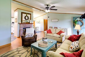 Near Blue Ridge Parkway: Ennice Home w/ Fire Pit