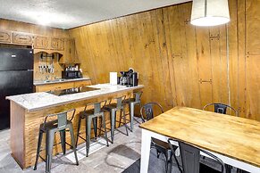 Secluded Jamestown Cabin w/ Fire Pit!