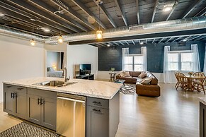 Modernized St Clair Apartment: Walk to Boardwalk!