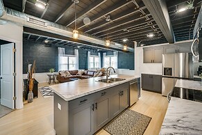 Modernized St Clair Apartment: Walk to Boardwalk!