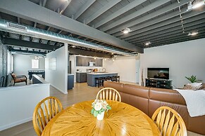 Modernized St Clair Apartment: Walk to Boardwalk!