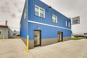 Modernized St Clair Apartment: Walk to Boardwalk!