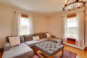 17-acre Vermont Escape w/ Panoramic Mountain Views