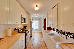 17-acre Vermont Escape w/ Panoramic Mountain Views