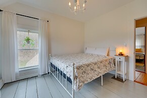 17-acre Vermont Escape w/ Panoramic Mountain Views