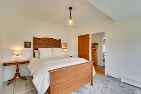 17-acre Vermont Escape w/ Panoramic Mountain Views