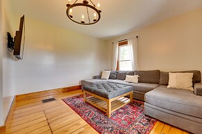 17-acre Vermont Escape w/ Panoramic Mountain Views