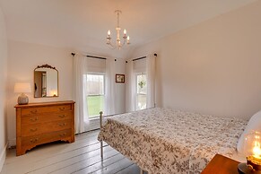 17-acre Vermont Escape w/ Panoramic Mountain Views