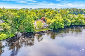 Mays Landing Rental on Great Egg Harbor River!