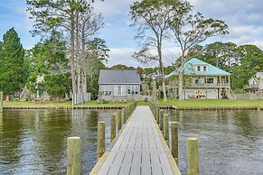 Pamlico River Vacation Rental w/ Deck & Fire Pit