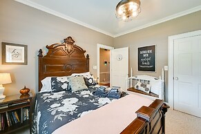 Pamlico River Vacation Rental w/ Deck & Fire Pit