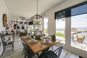 Pamlico River Vacation Rental w/ Deck & Fire Pit