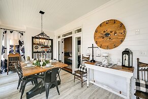 Pamlico River Vacation Rental w/ Deck & Fire Pit