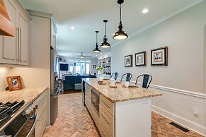 Pamlico River Vacation Rental w/ Deck & Fire Pit