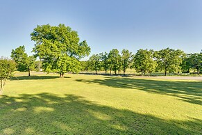 Spacious Greenbrier Vacation Rental on ~ 4 Acres!